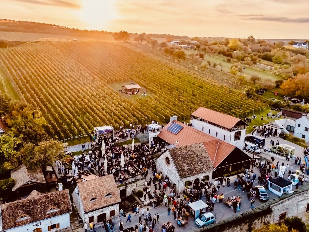 Vidéki csapatépítők 4A8BBE0A-18C9-449A-A2E0-269BEFFA8078Kép 31